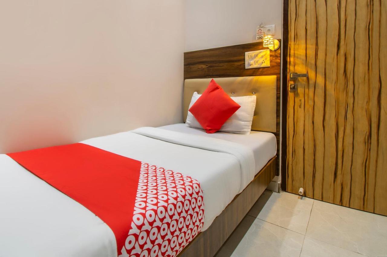 OYO 69377 Hotel Ruby Mumbai Exterior foto